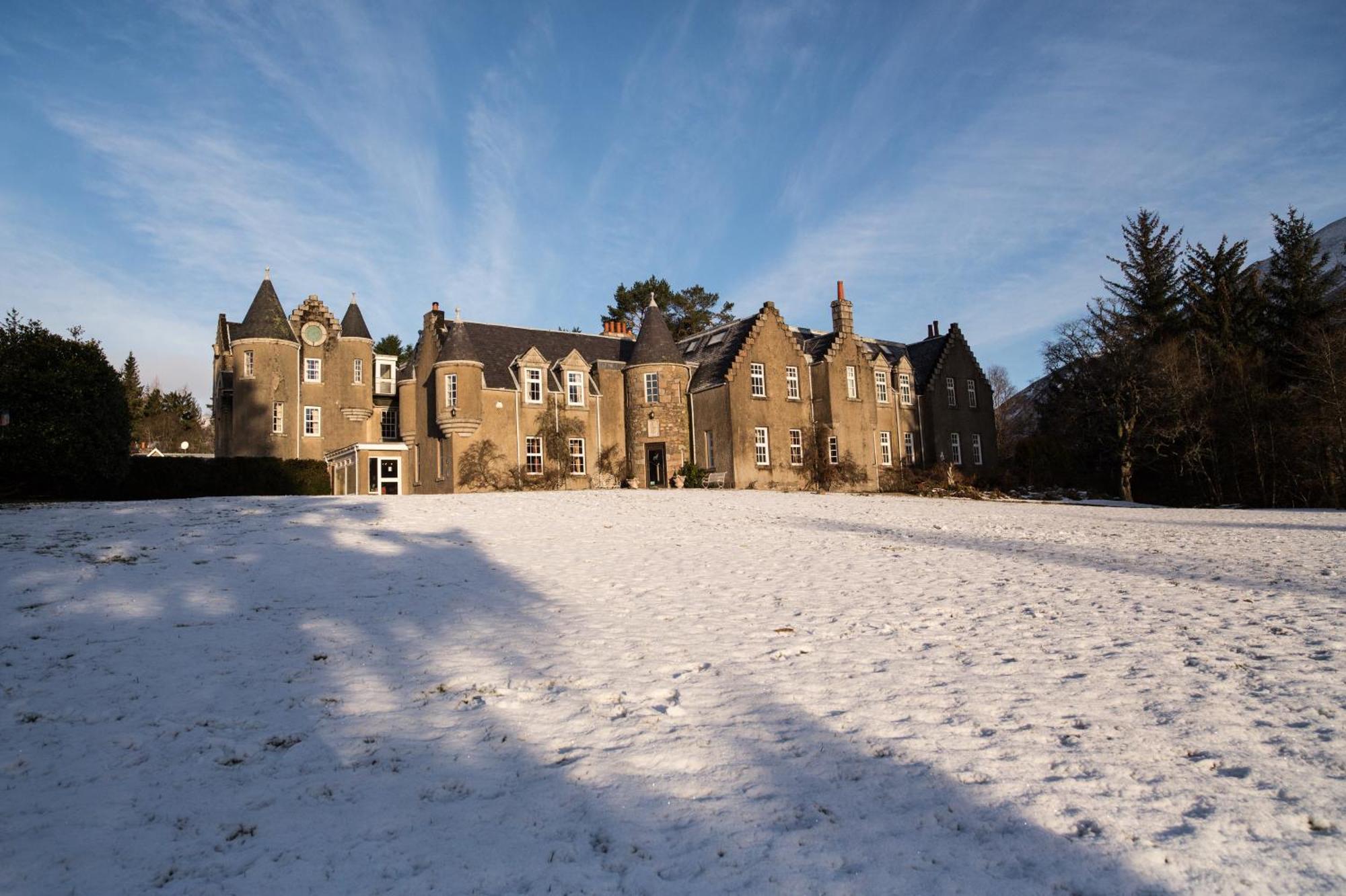 Dalmunzie Castle Hotel Glenshee Eksteriør bilde